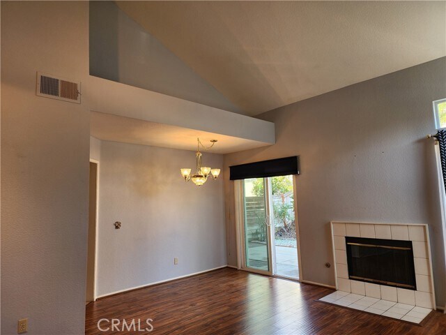 Foto del edificio - 7350 Greenhaven Ave