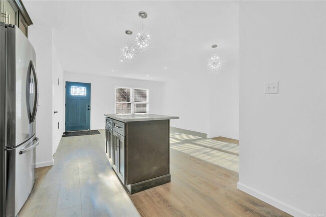 Foto del edificio - 150-19 113th Ave