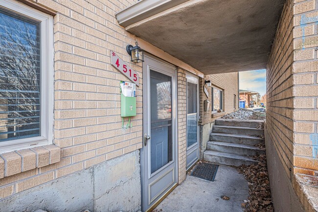 Building Photo - 4515 Flower St