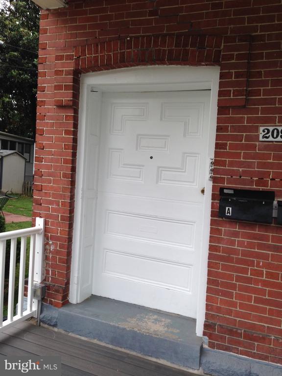 Foto del edificio - 209 Grayling Ave