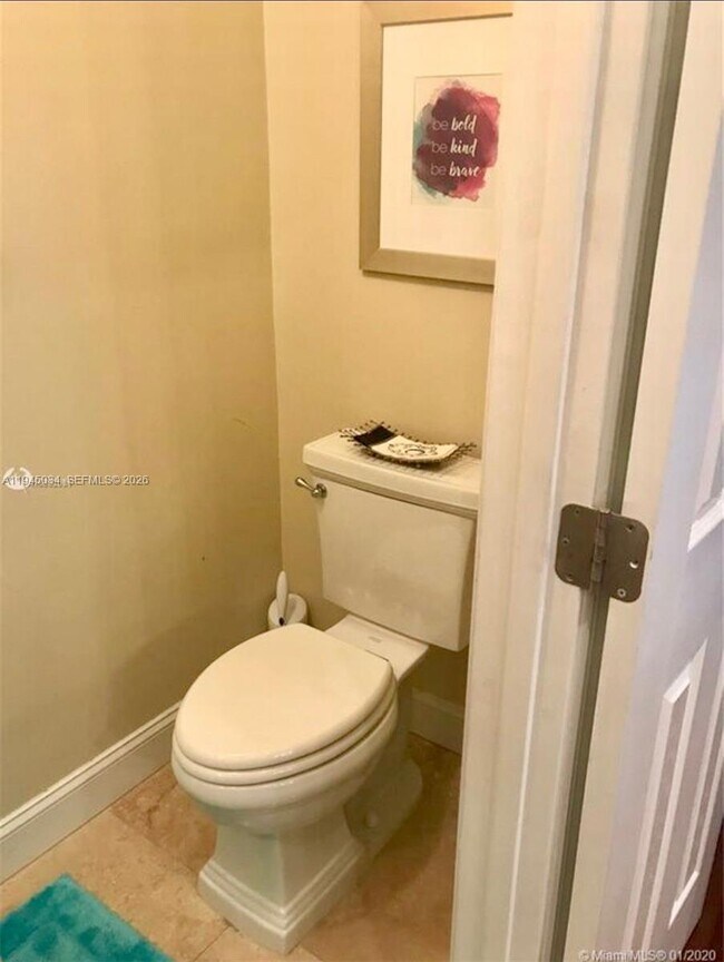 Building Photo - 7 NW 116th St