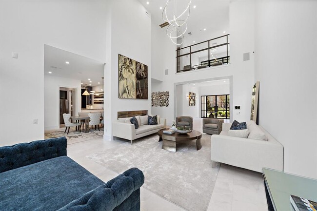 Building Photo - 467 Gingham Dr