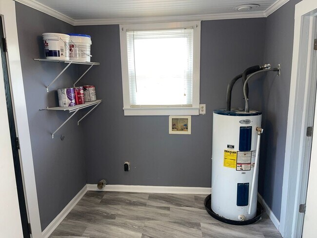 Building Photo - Cute Updated Home In Kannapolis, NC!
