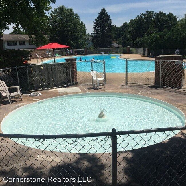 Building Photo - 603 Broadmoor Dr