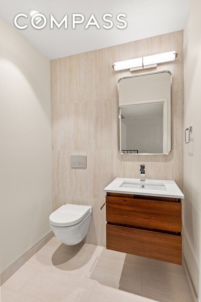 Foto del edificio - 48 W 68th St