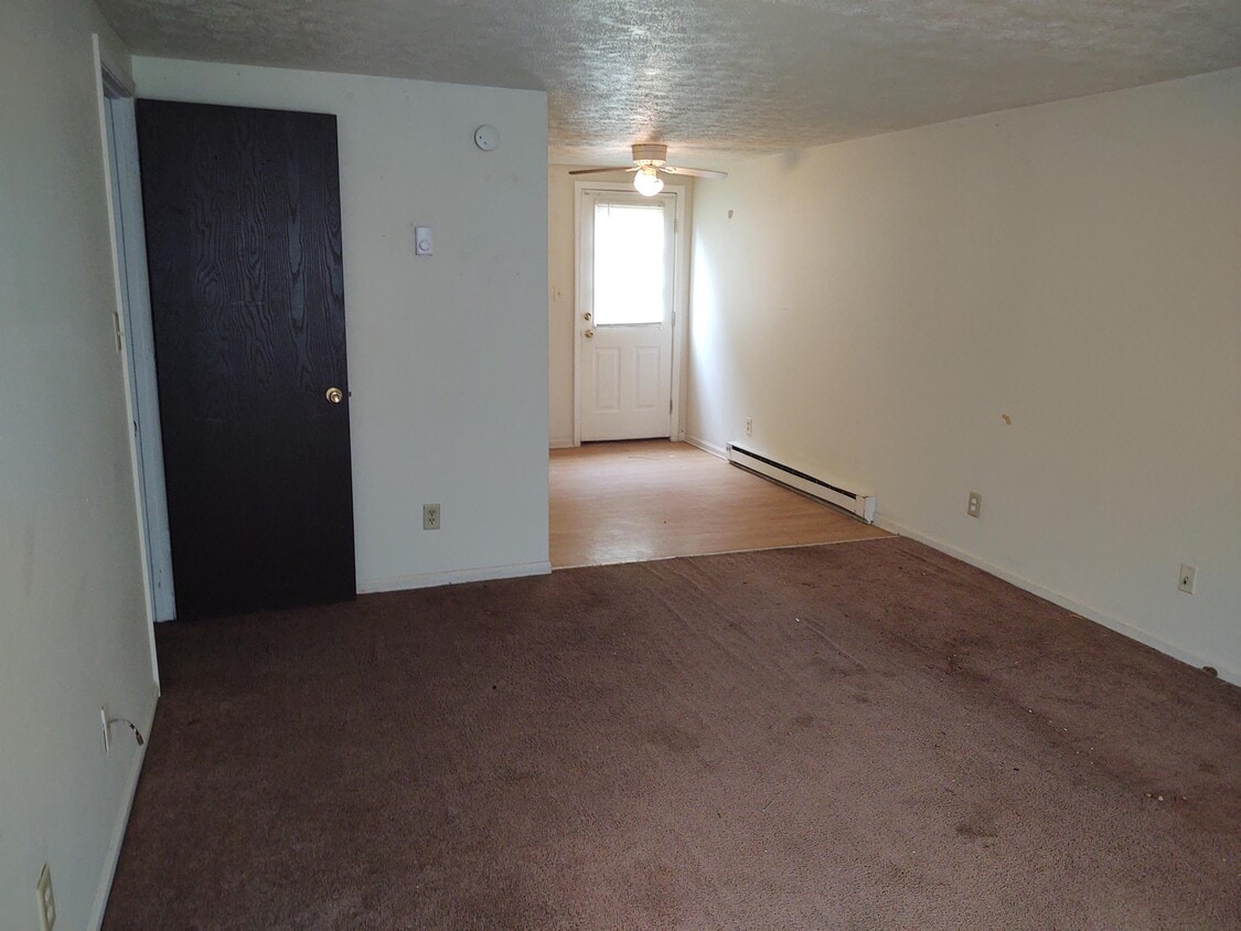 Primary Photo - 212 Patricia Dr