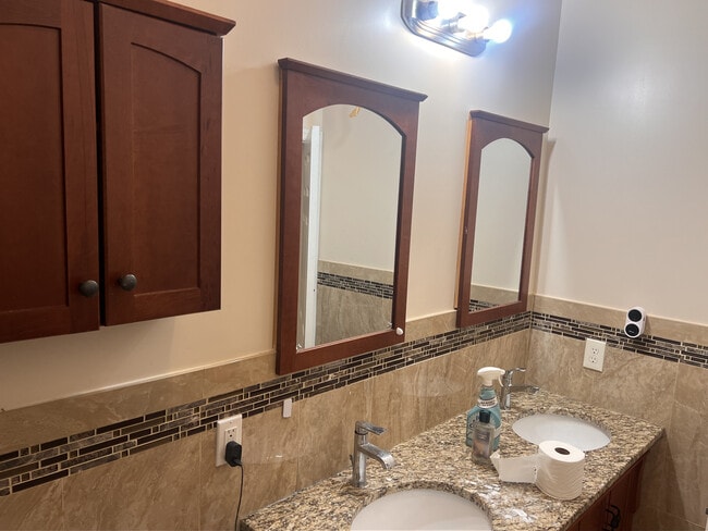 Photo - 260 Boyd Ave House