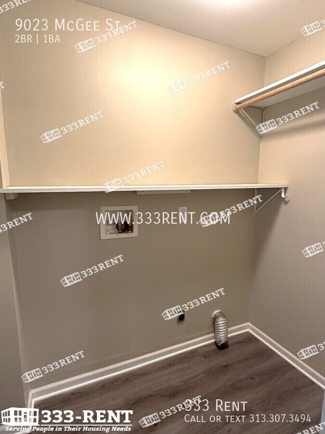 Foto del edificio - 9023 McGee St