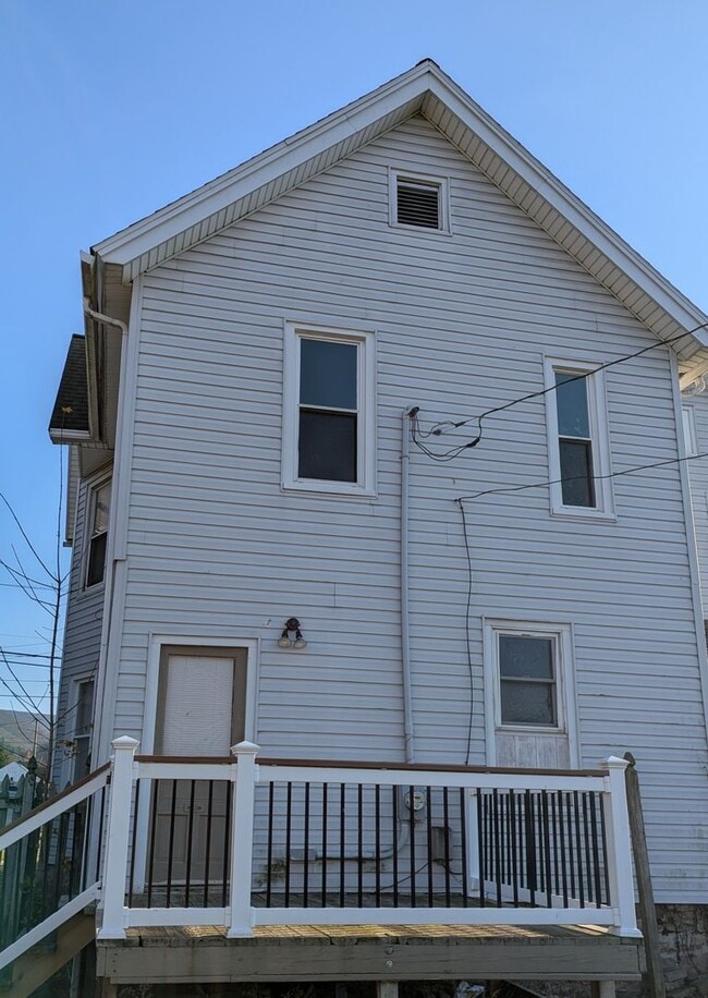 Building Photo - 18-20 W. Southern Avenue