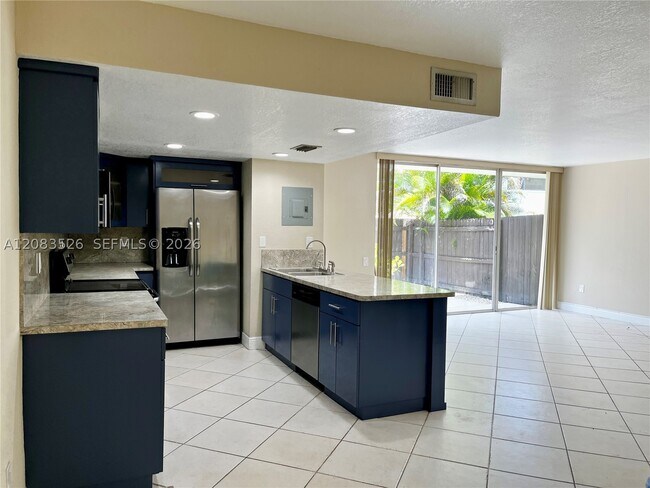 Foto del edificio - 7015 SW 111th Pl