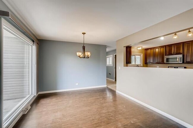 Building Photo - 15245 Hiawatha Traile, Orland Park, IL, 60462