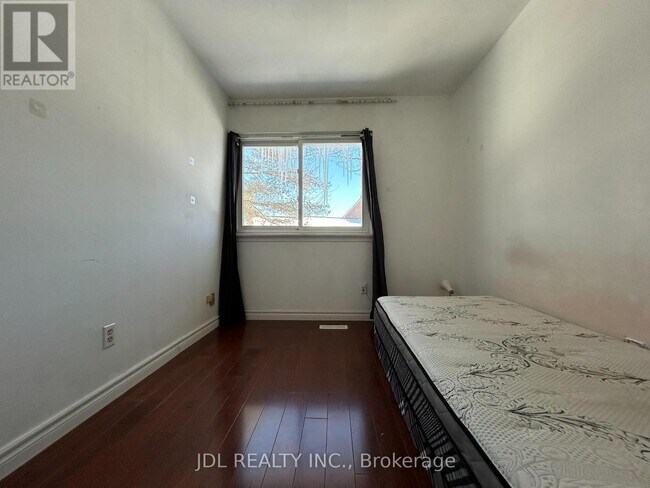 Photo du bâtiment - 2451 Bridletowne Cir