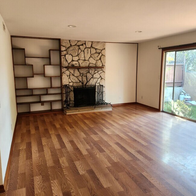 Foto del edificio - Allied Garden, Single Family Home, 3bedroom 2bath + garage