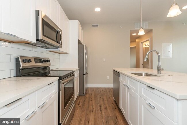 Foto del edificio - 2220 Master St