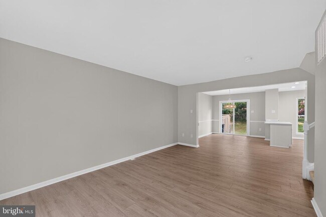 Foto del edificio - 114 Gentlebrook Rd