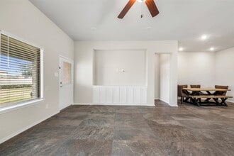 Building Photo - 4610 Orchard Creek Ln