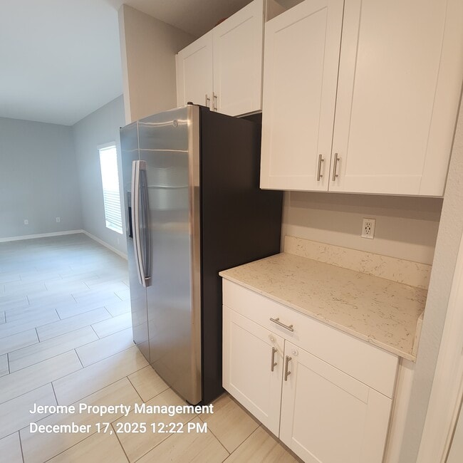 Foto del edificio - 2546 Leonia Ln