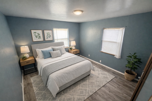 Building Photo - 4333 School St