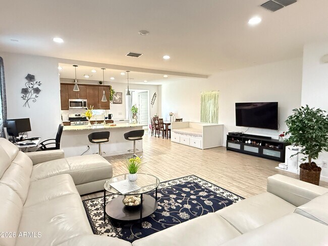 Foto del edificio - 127 E Gemini Pl