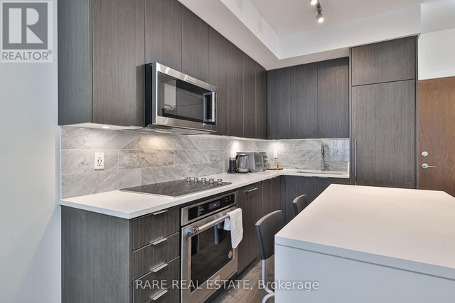 Building Photo - 38-338 Iannuzzi St