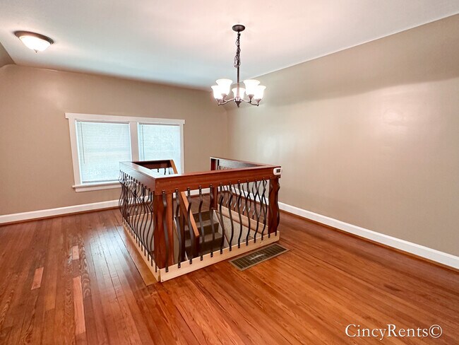 Foto del edificio - 2982 Linwood Ave