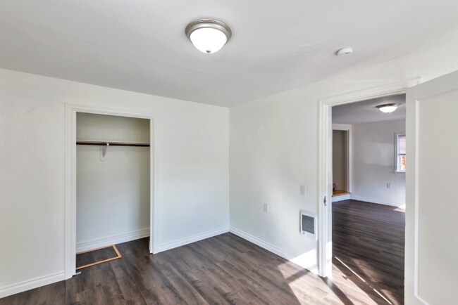 Foto del edificio - 1702 Bryant St