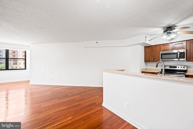 Building Photo - 1200 Braddock Pl