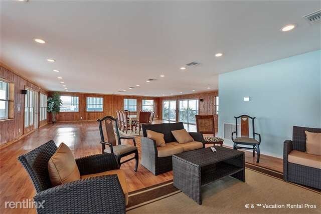 Building Photo - 7560 A1a S