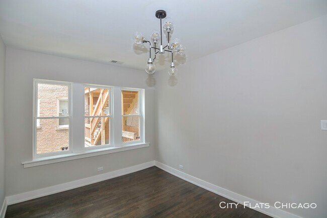 Foto del edificio - 3269 W Wabansia Ave