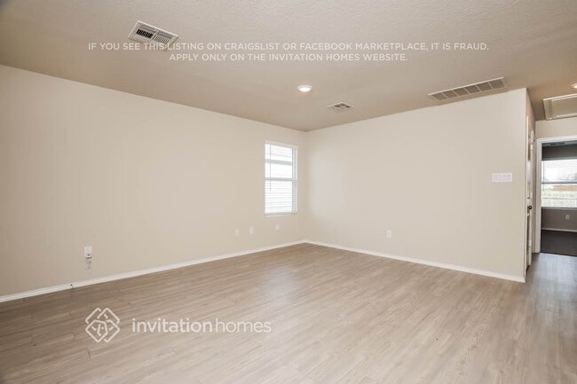 Foto del edificio - 13715 Bucket Way