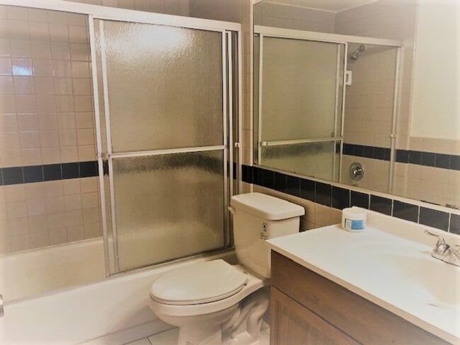 Building Photo - 2 Bedroom Condo in Loma Linda