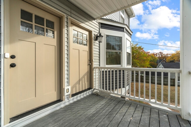 Foto del edificio - 1285 Townsend Ave