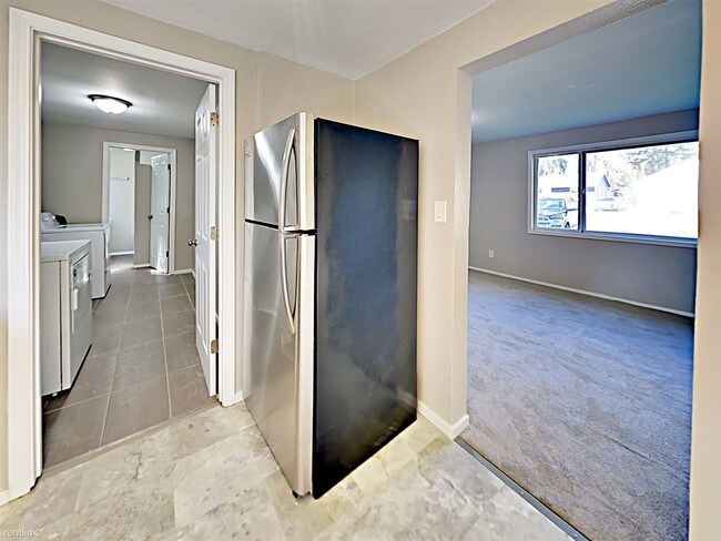 Building Photo - 1 br, 1 bath House - 15515 Grant Ave SW