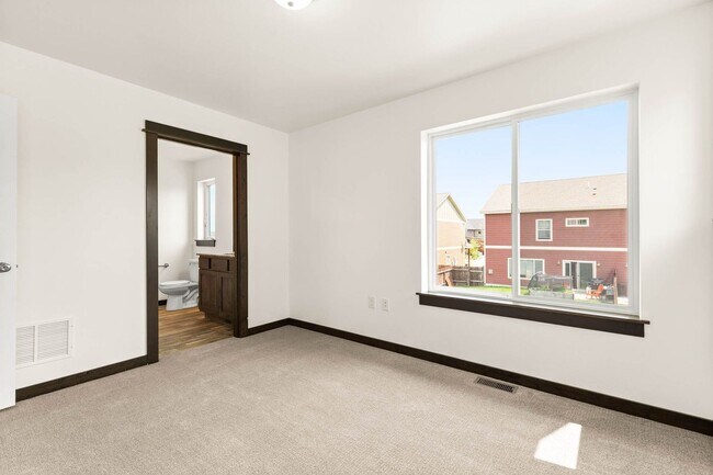 Foto del edificio - 853 Rookery Ln