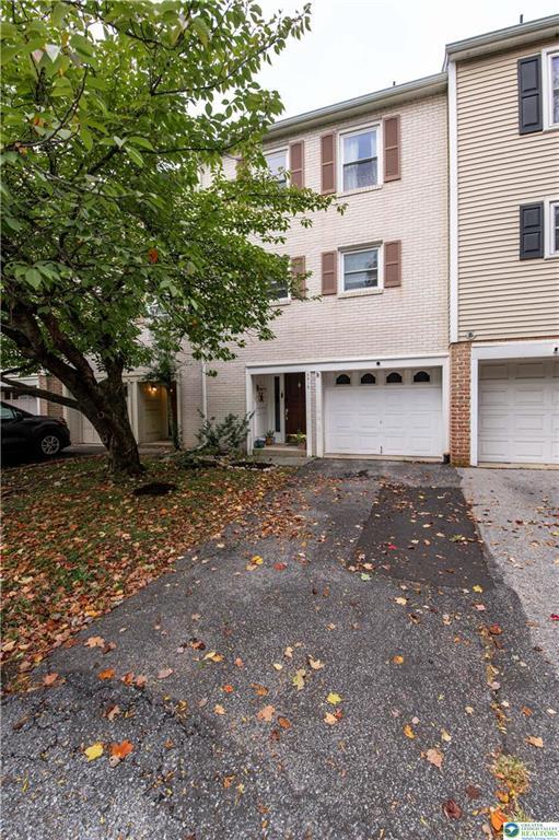 Foto del edificio - 8315 Countryside Ln