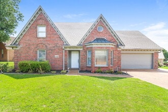 Building Photo - 4365 Barrymor Dr