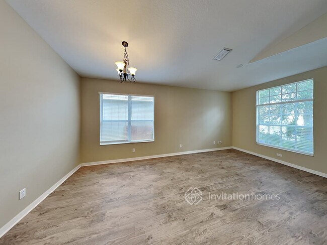 Building Photo - 5241 Clover Mist Dr