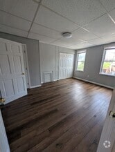 Building Photo - 2224 Arlington Ave