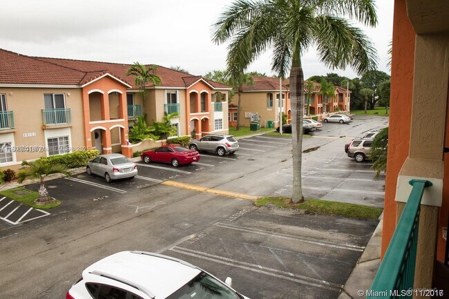 Foto del edificio - 14311 SW 96th St
