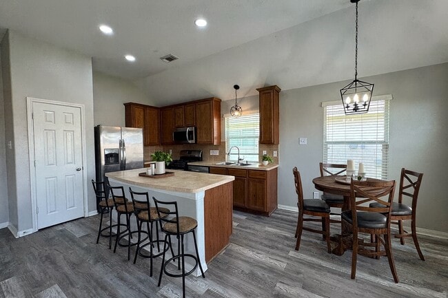 Foto del edificio - 5907 Yaupon Ridge Dr