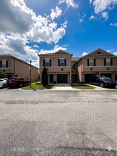 Building Photo - 2825 Cliffe Ct