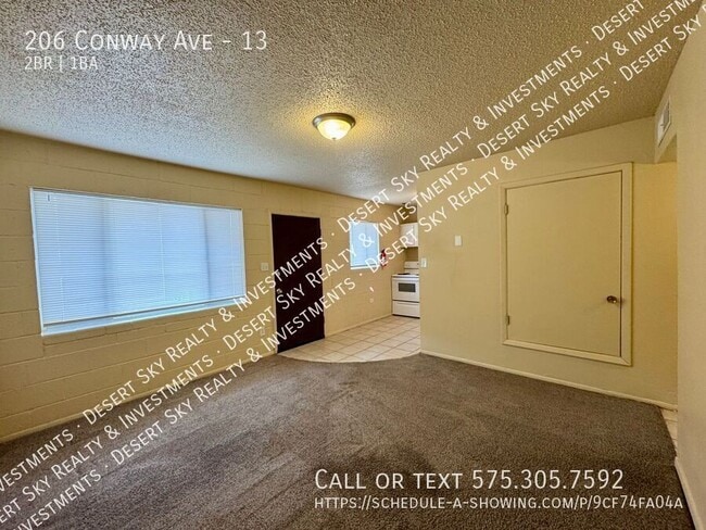 Building Photo - 206 W Conway Ave
