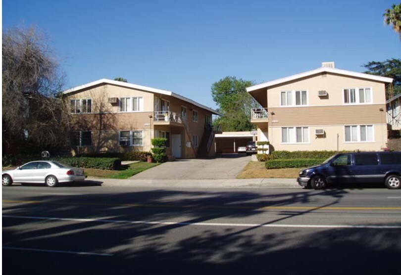Building Photo - 4965-4971 Kester Ave