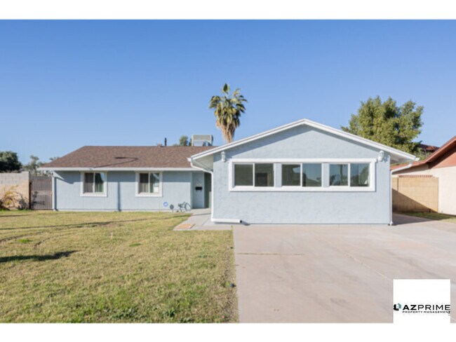 Foto del edificio - 10% OFF RENT FOR FIREFIGHTERS AND LAW ENFORCEMENT!  Stunning 4/3 Tempe Partially-furnished House in