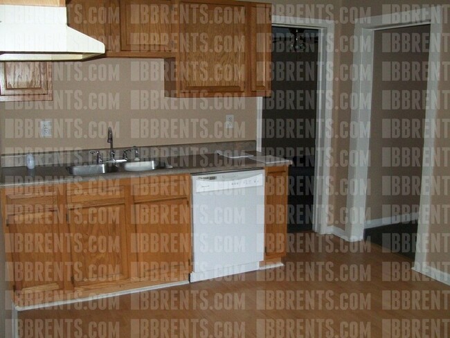 Foto del edificio - 1618 Sheridan Ave 3BR/1.5BA (Middletown)
