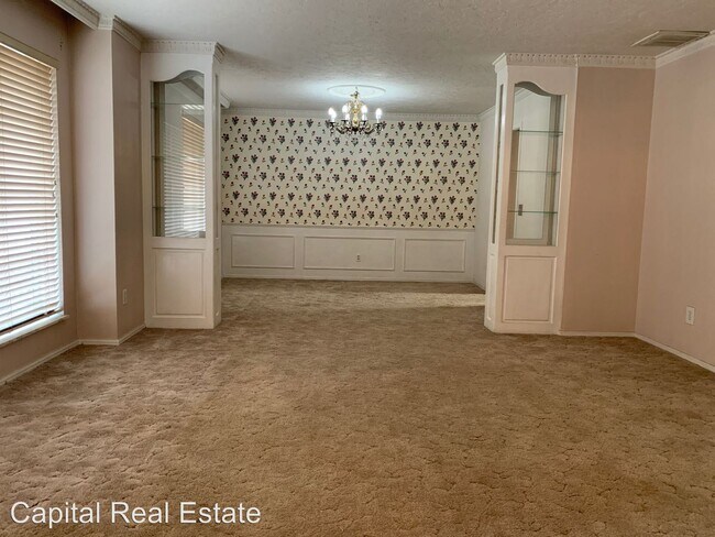 Foto del edificio - 4 br, 2.5 bath House - 813 Glenmanor Dr.