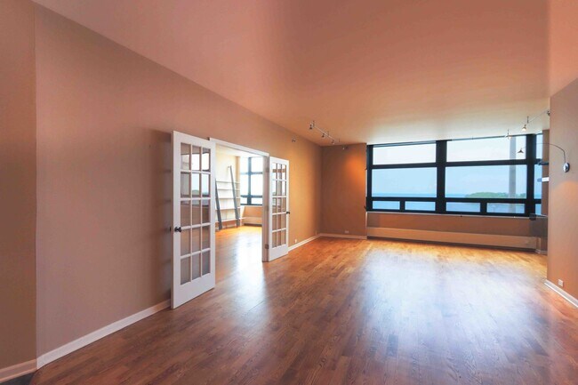Foto del edificio - 680 N Lake Shore Dr