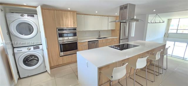 Foto principal - 10230 Collins Ave