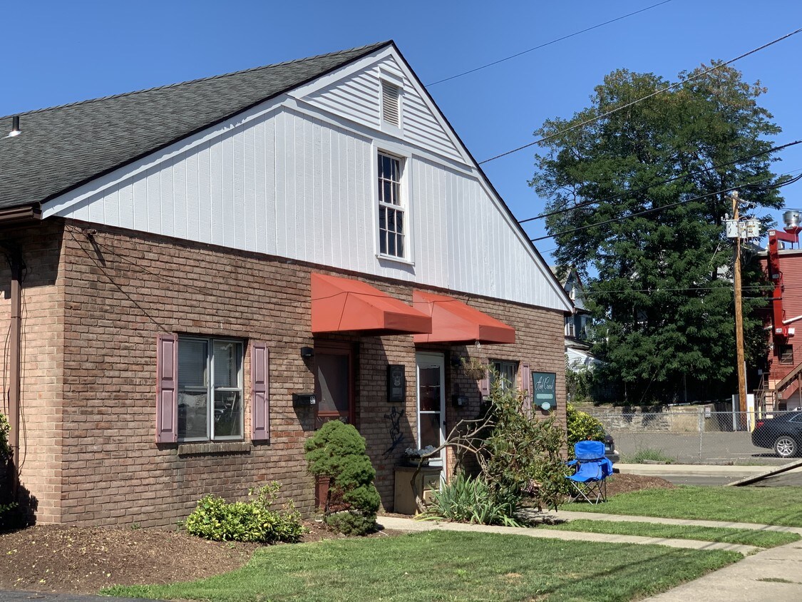 Ash Creek Apartments Bridgeport Ct Apartments Com