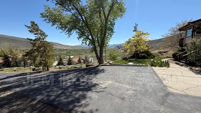Building Photo - 20835 Cooke Dr